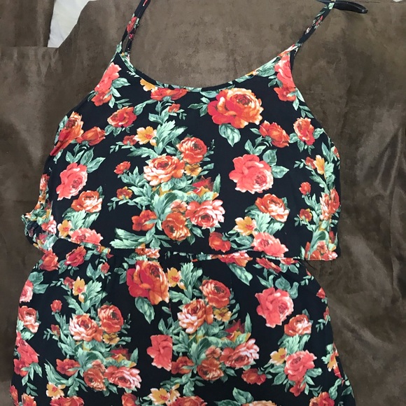 Romper - Picture 2 of 3